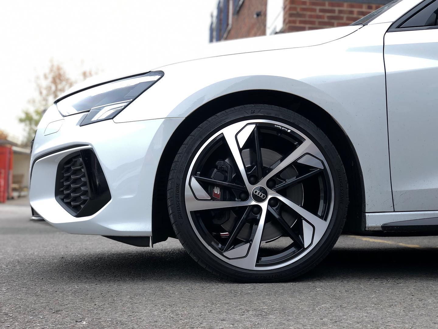 Platinum Wheels | Leeds
