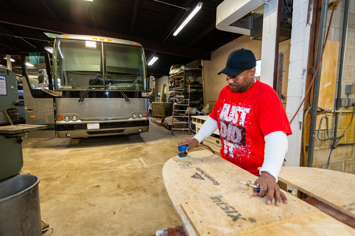 Birmingham Custom Bus, Van and RV Conversions | Midfield AL