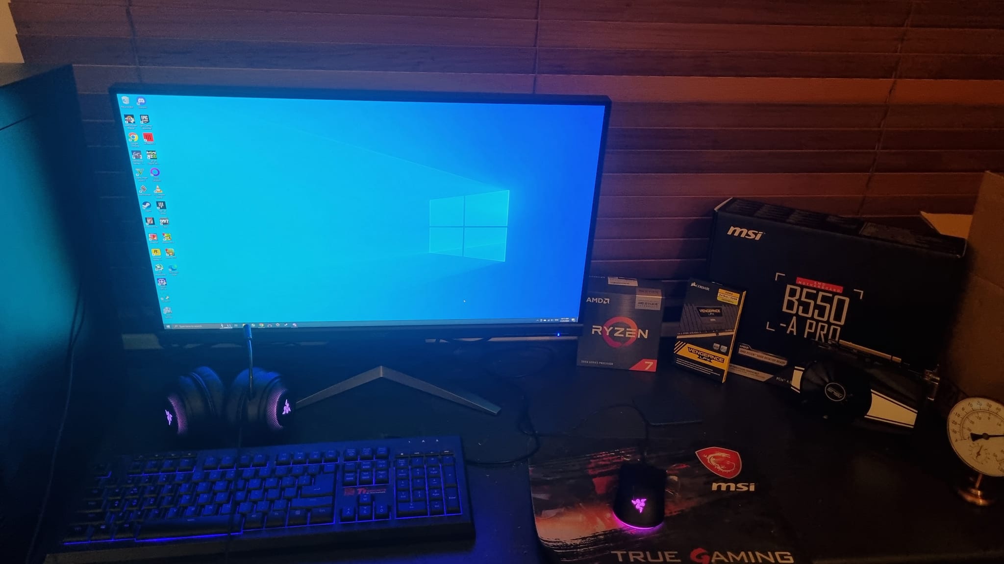 r7 5800x 3060 12gb 32gb ddr4 b550aorus v2 x53 kraken