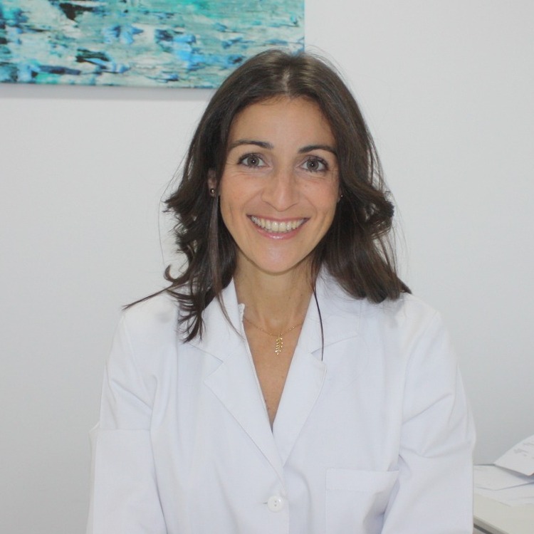 Dra.... - Dra. María Del Río. Cirugía Plástica y Estética