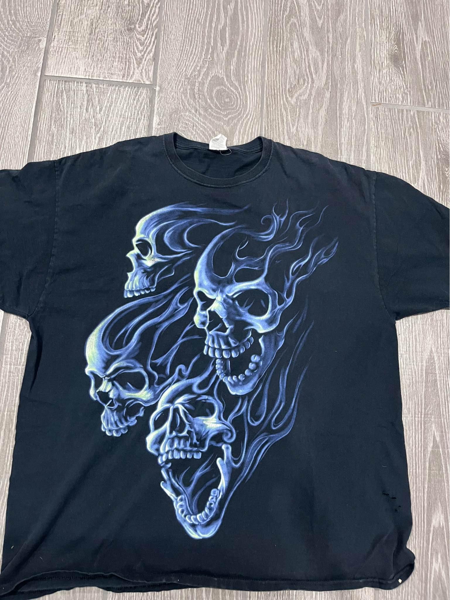 VTG Y2K Skull T Shirt 90s-00s fruit of the loom tag XXL - T-Shirts 