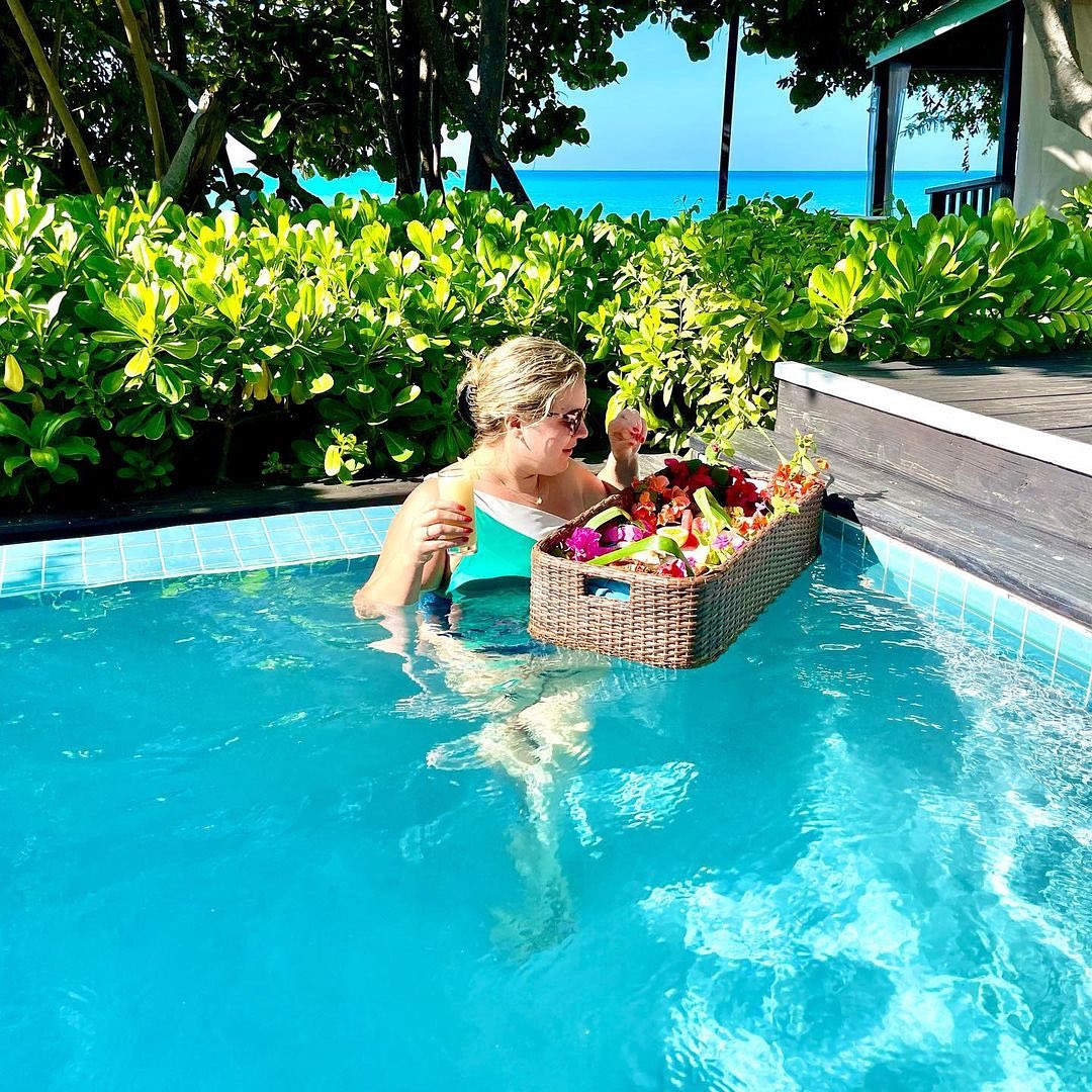 Keyonna - Dreaming of floating canapés and crystal-clear waters? 🏝️Book ...