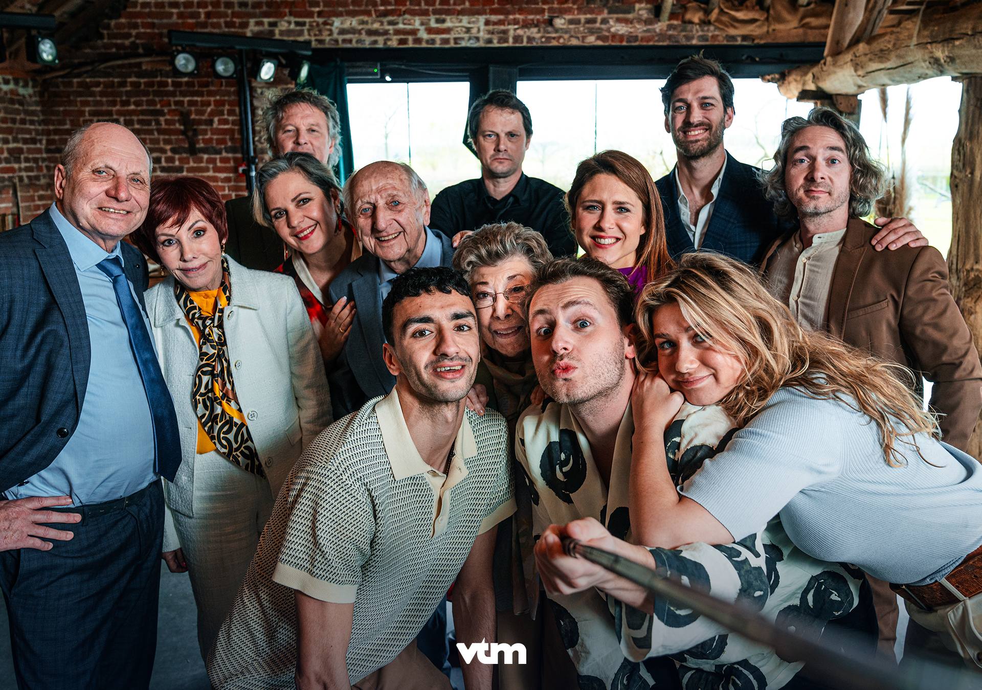 Familie - Wat een prachtige familie! 🥰 Hoeveel likes voor deze foto ...