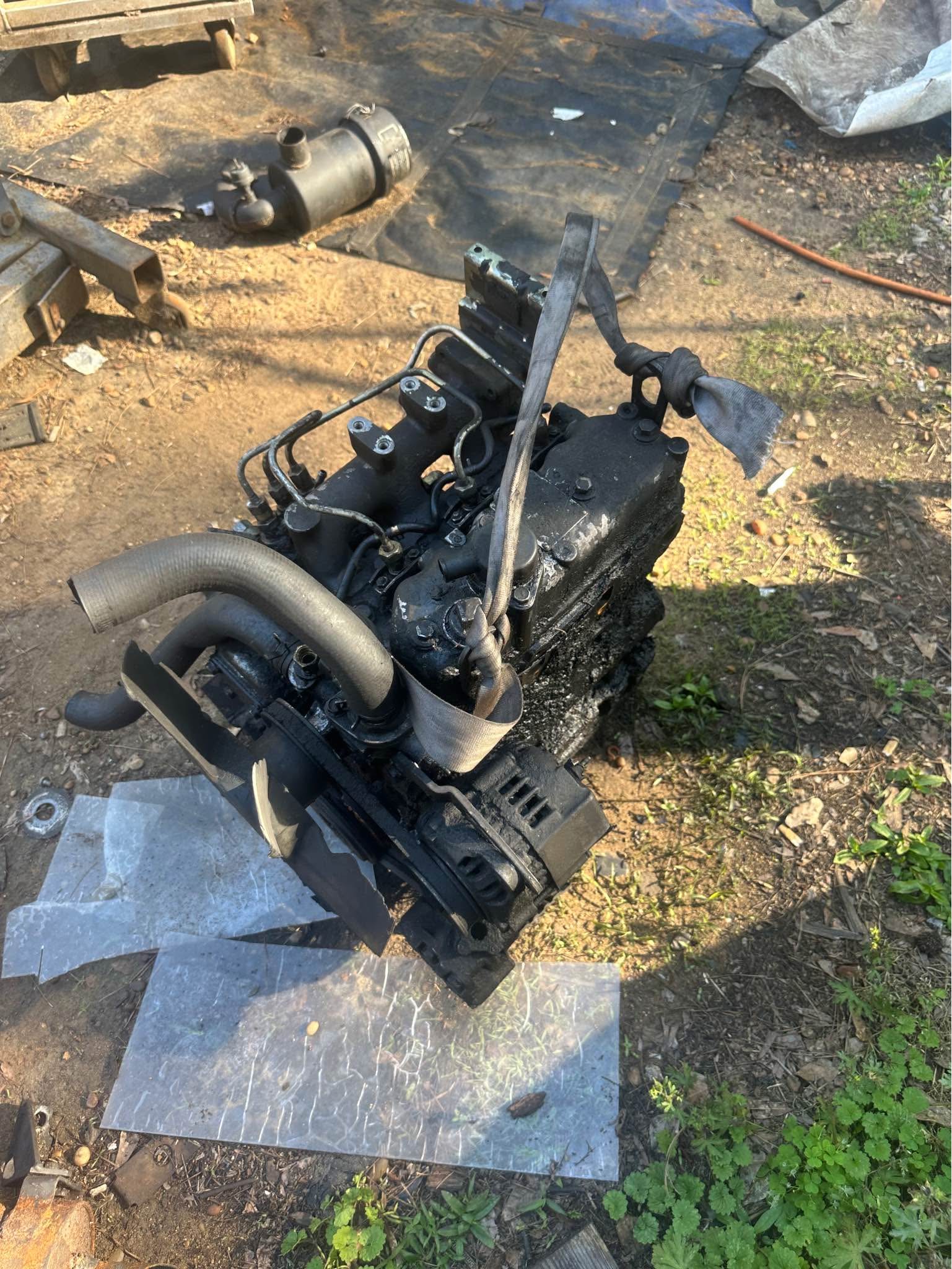 Isuzu 3LD1 3 Cylinder Diesel Engine Needs To Be Rebuilt Injection Pump ...