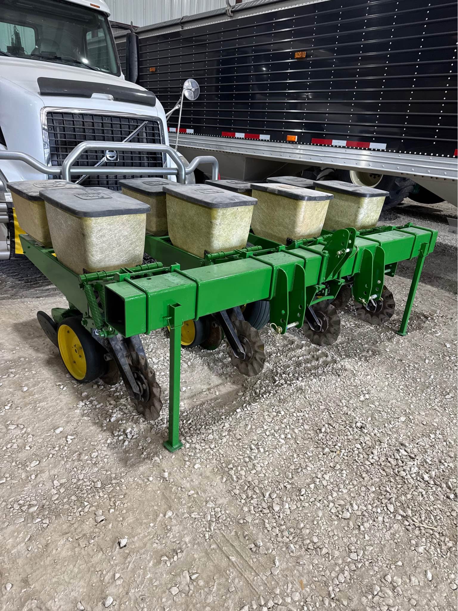 2 and 4 row John Deere food plot planters - Pots & Planters - Audubon ...
