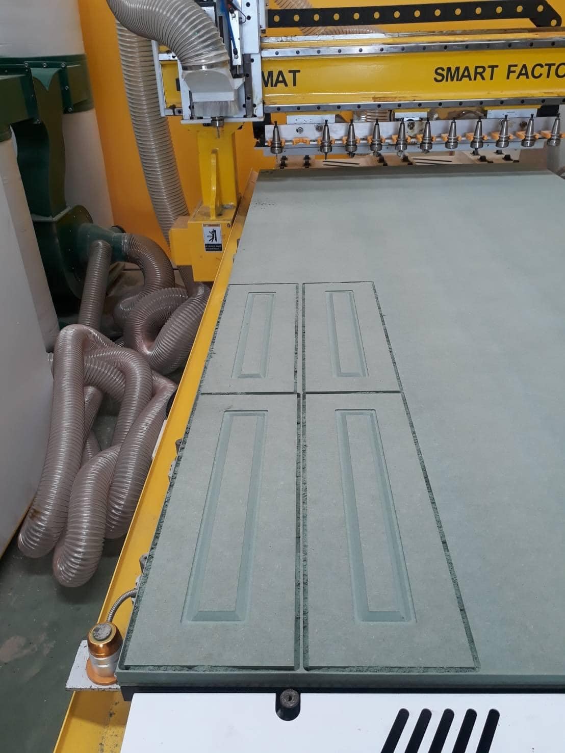 เครื่อง CNC ROUTER... - D-MAT เครื่องจักรงานไม้ หน้าบาน CNC