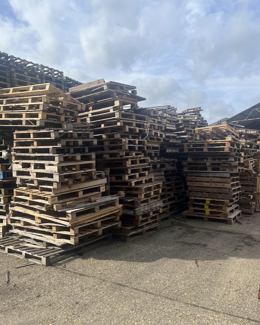 🔥 IT’S BONFIRE SEASON🔥 Do you... - Chase Timber Products | Facebook