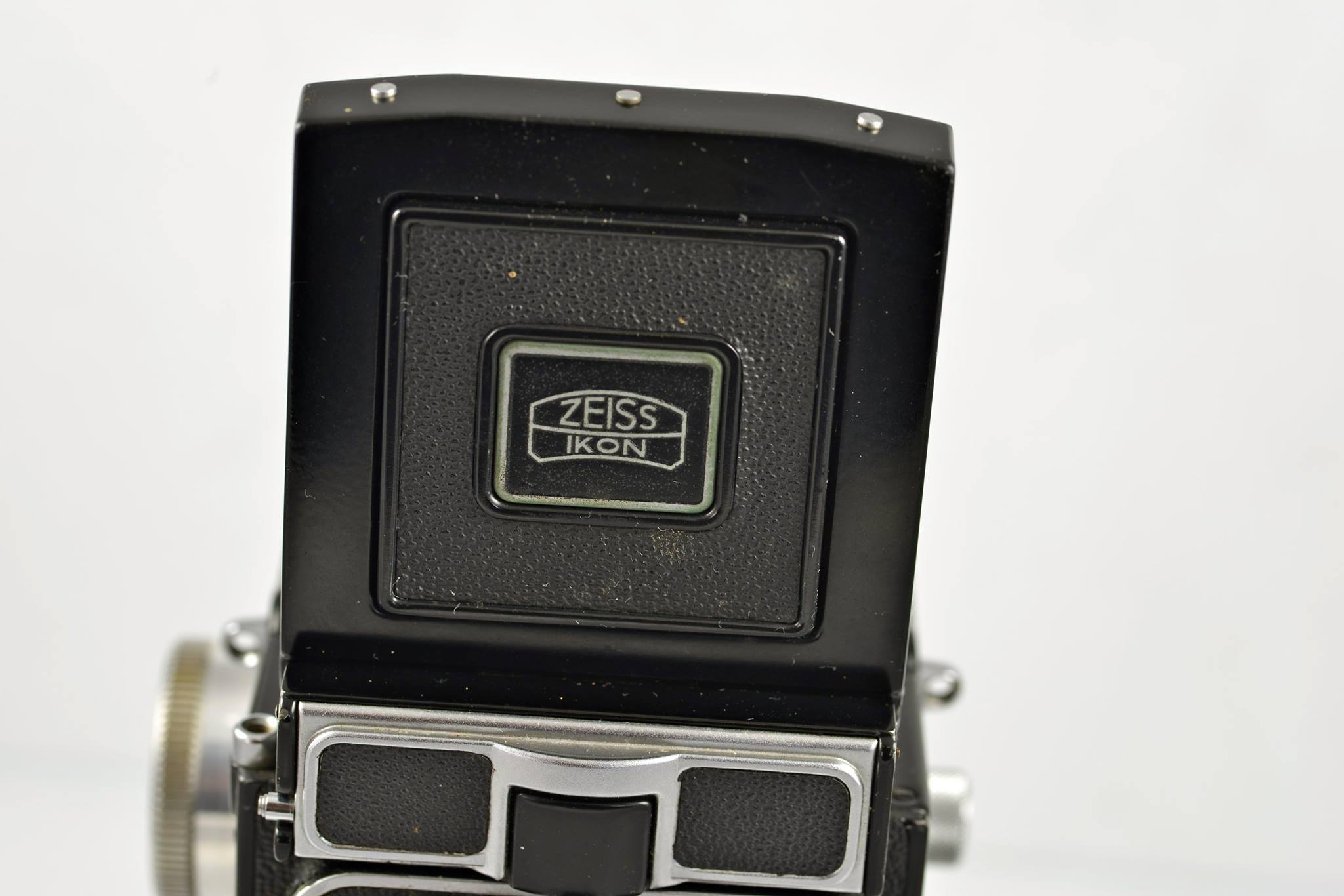 Zeiss Ikon Ikoflex Favorit 887/16 TLR camera features and history