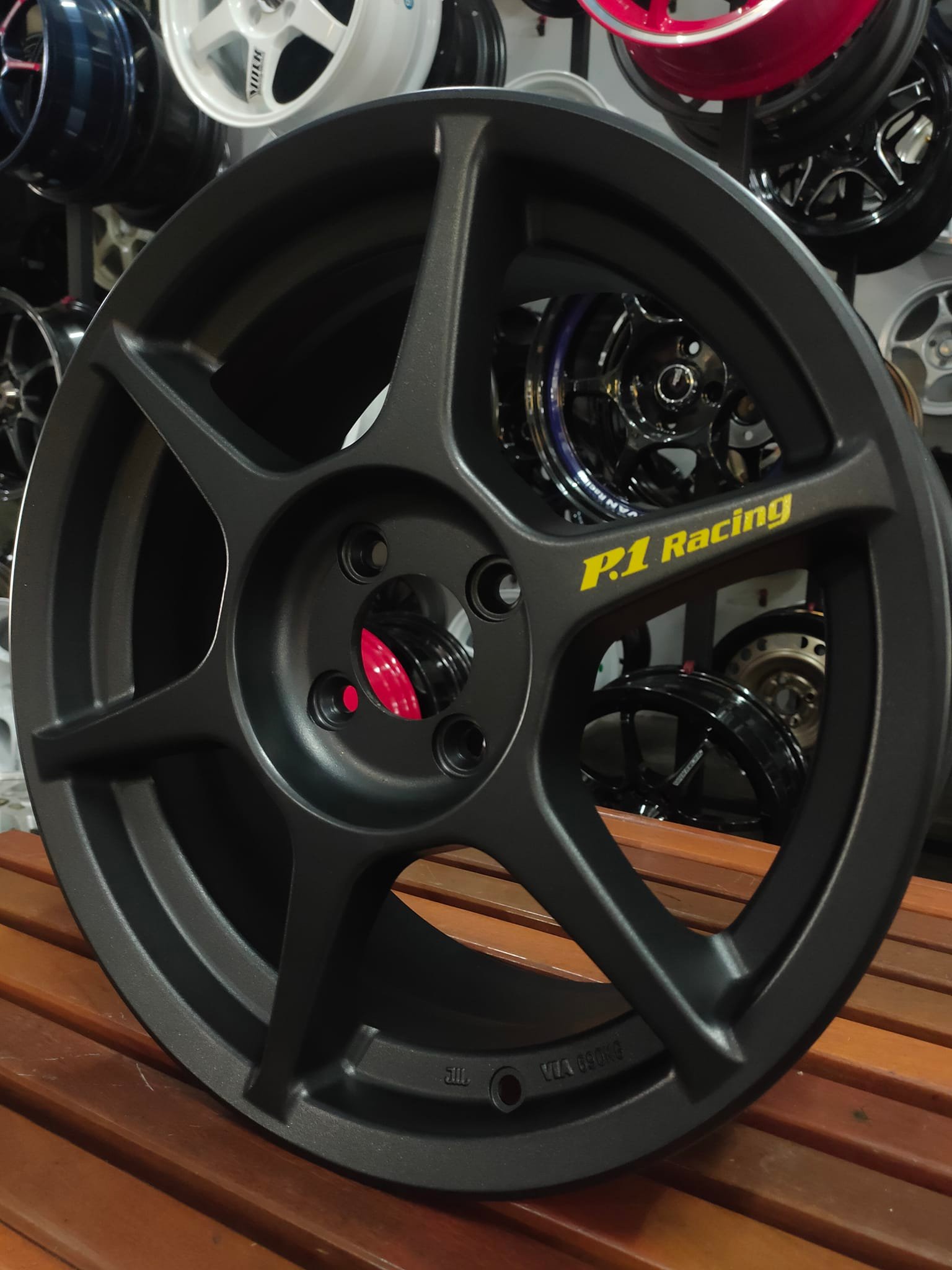 P1 Racing Made in Japan ?? 16x7 et43 pcd100 JB larkin pedana 019 