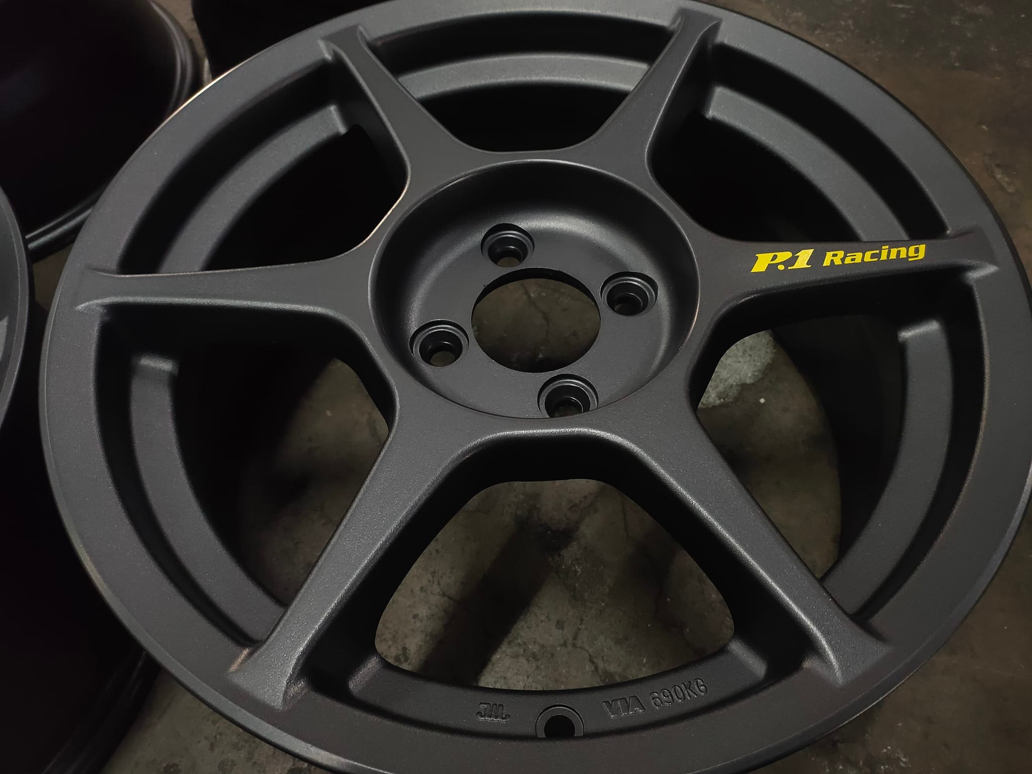 P1 Racing Made in Japan ?? 16x7 et43 pcd100 JB larkin pedana 019 
