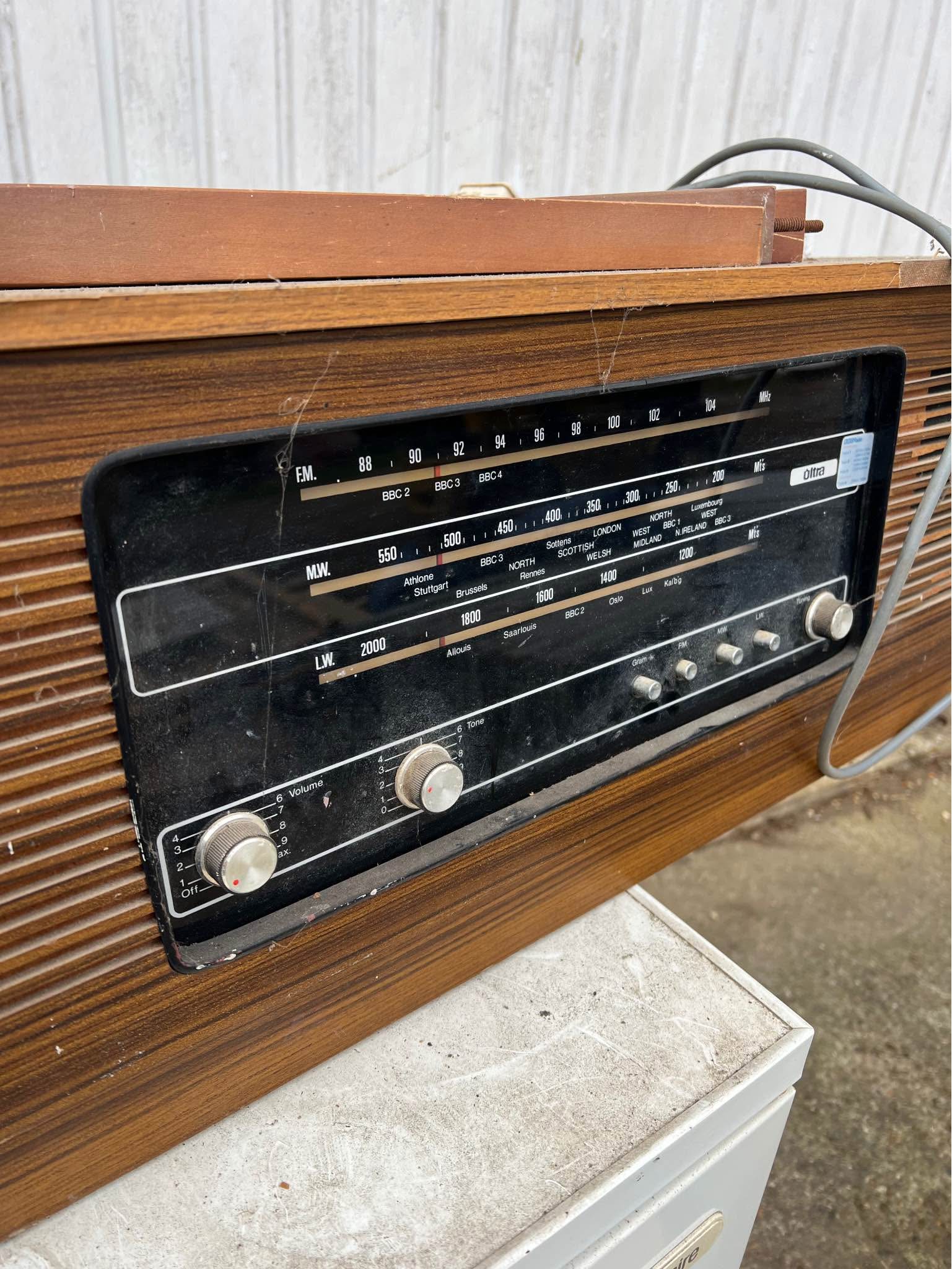 Radiogram Ultra Garrard SP24 Mk2 vinyl stereo player. - Radios ...