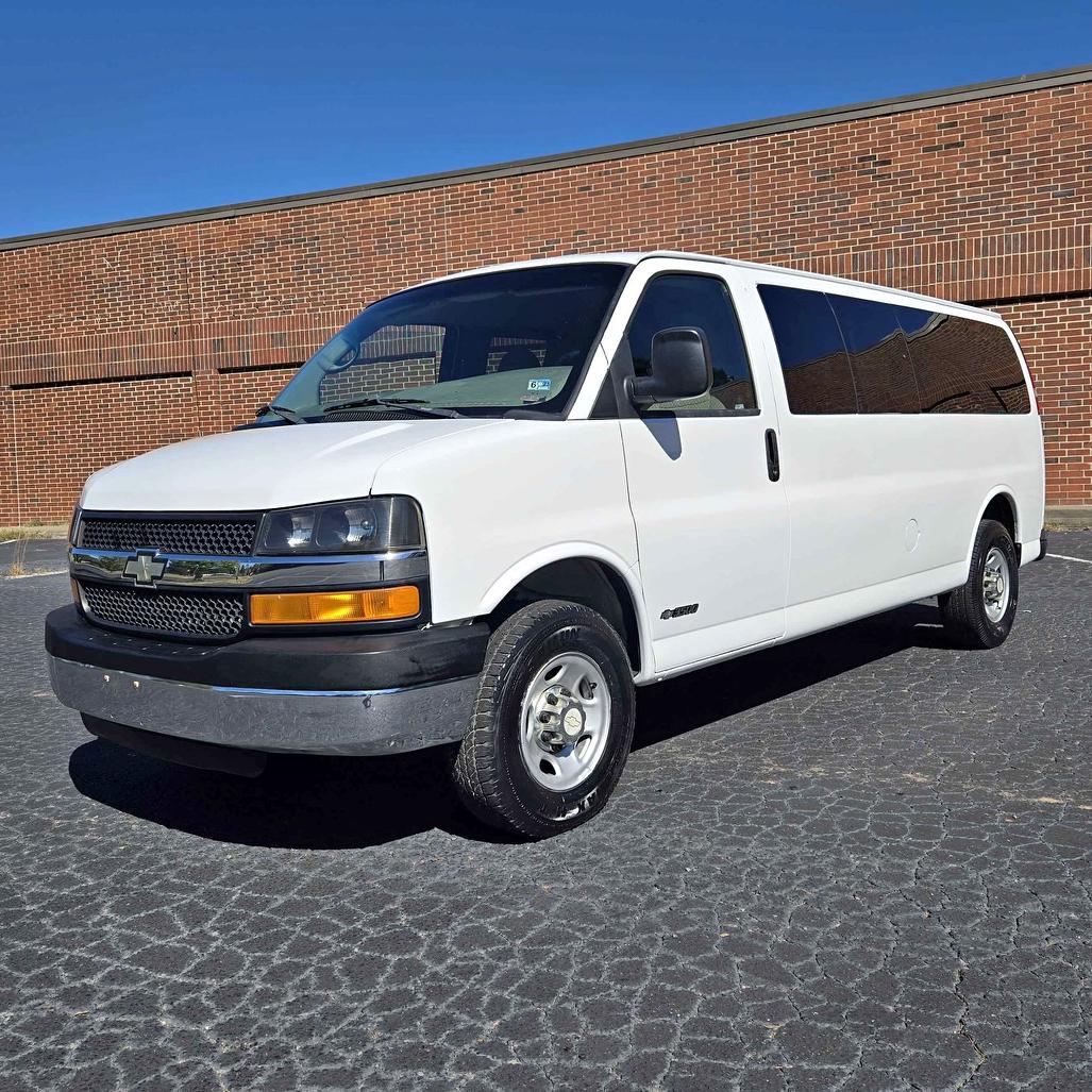 2008 Chevrolet Express 3500 Wallpaper Ultra Hd