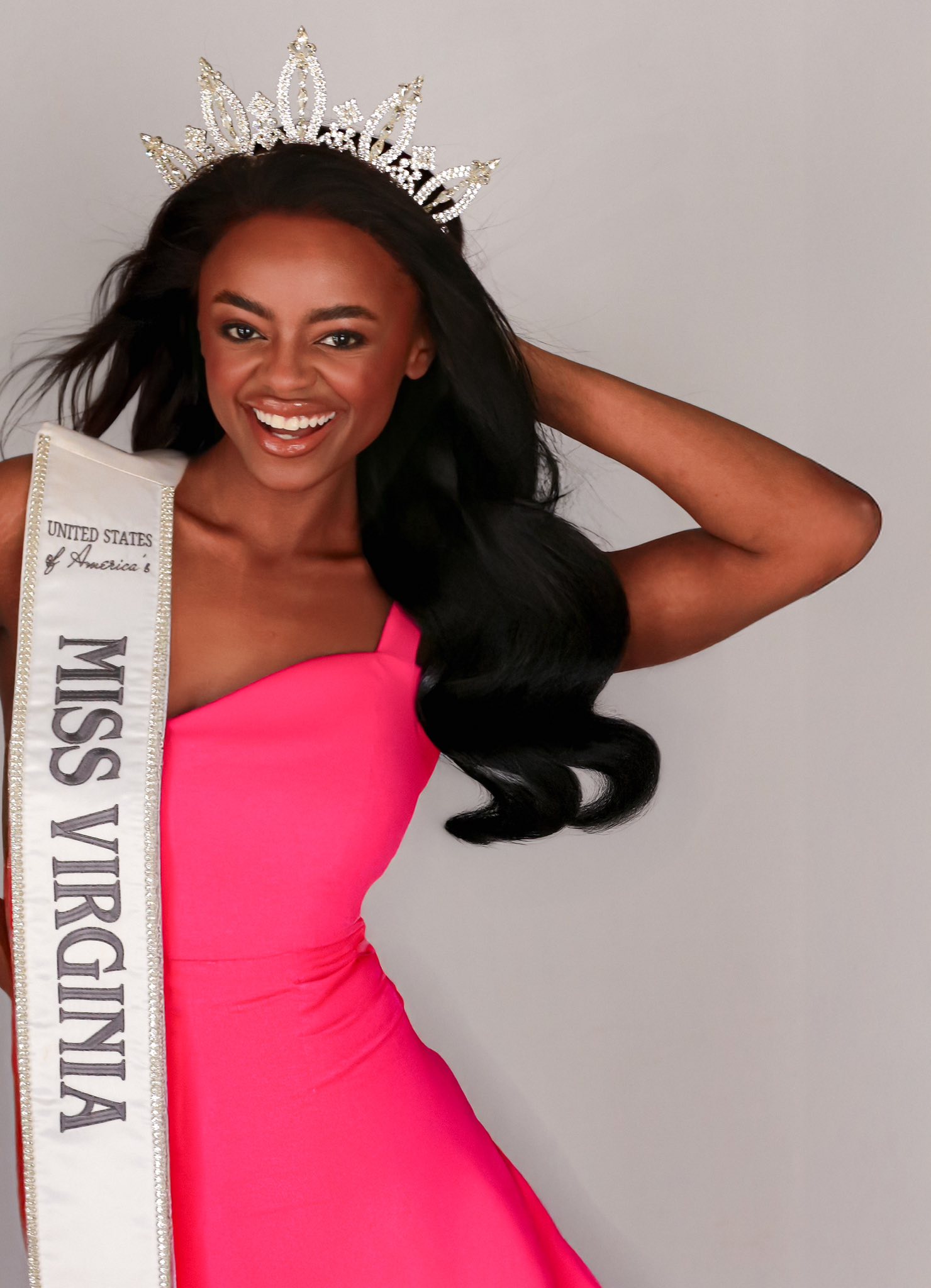 USOA Miss Virginia added a new photo. - USOA Miss Virginia