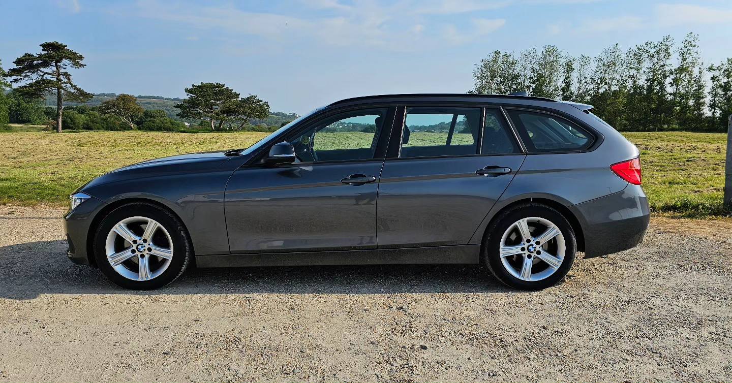 RJC AUTOS - New arrival....2014-14 BMW 320D SE Touring...