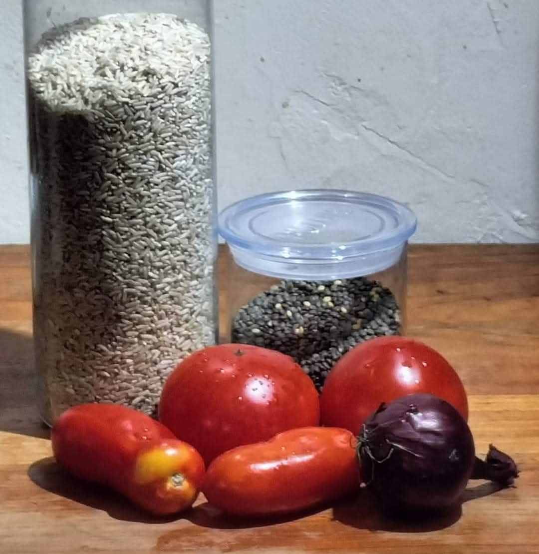 Mes - Assiette de riz complet et lentilles pour un dîner complet et ...