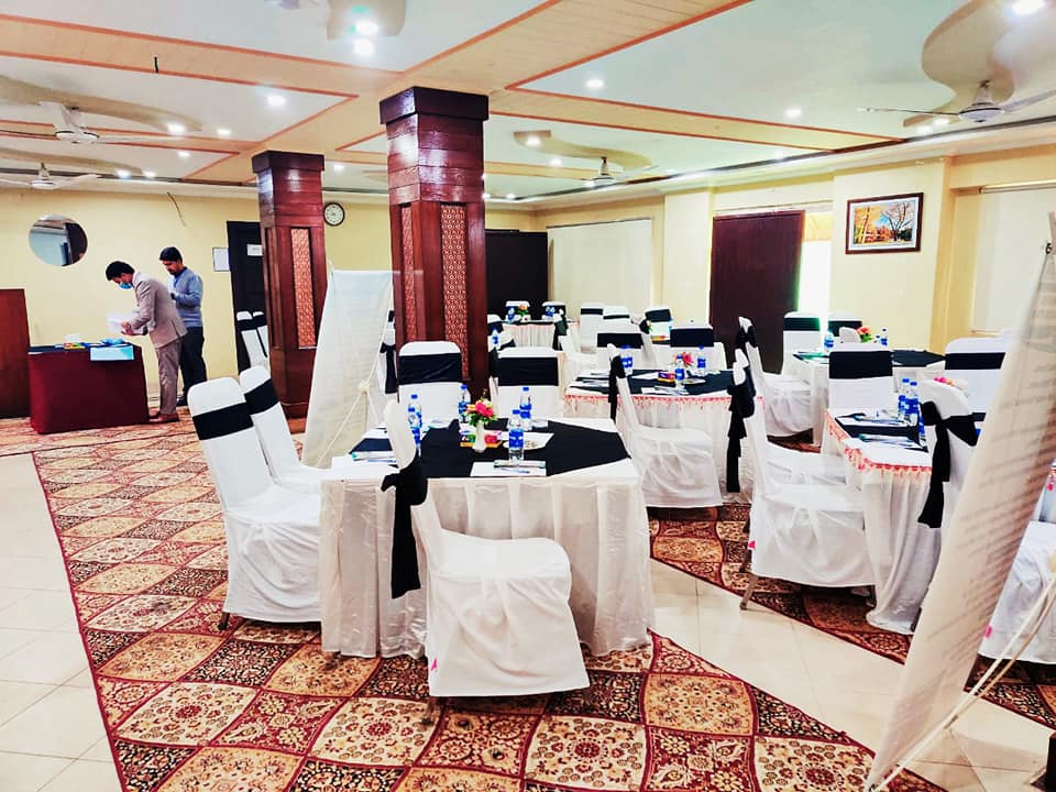 60 person Round Table Setup CROWN INN... - CROWN INN Multan | Facebook