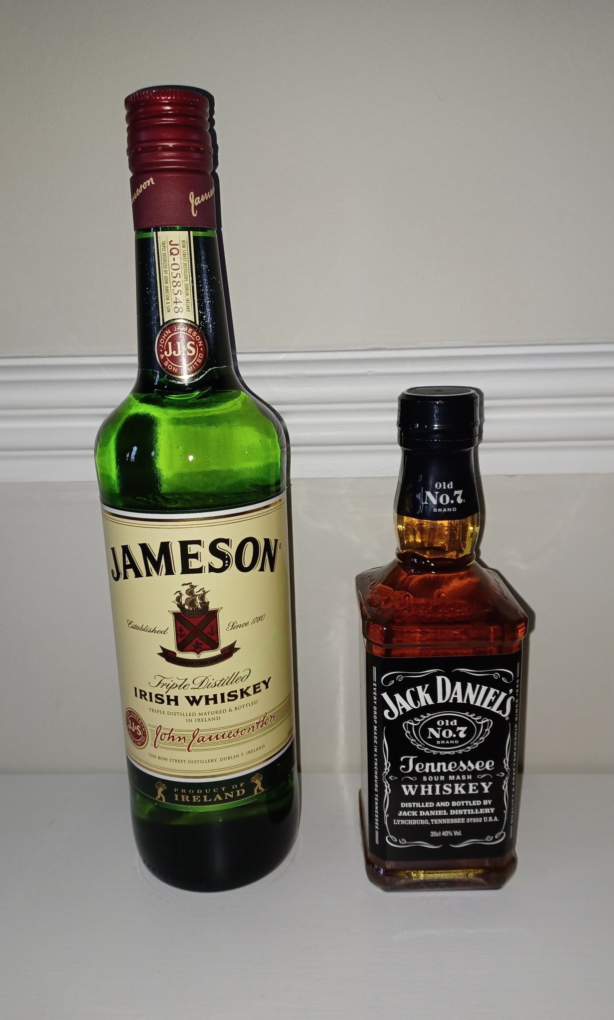 Jack Daniel's Old No.7 1.75L 2本セット Selling 2lt of red liquor