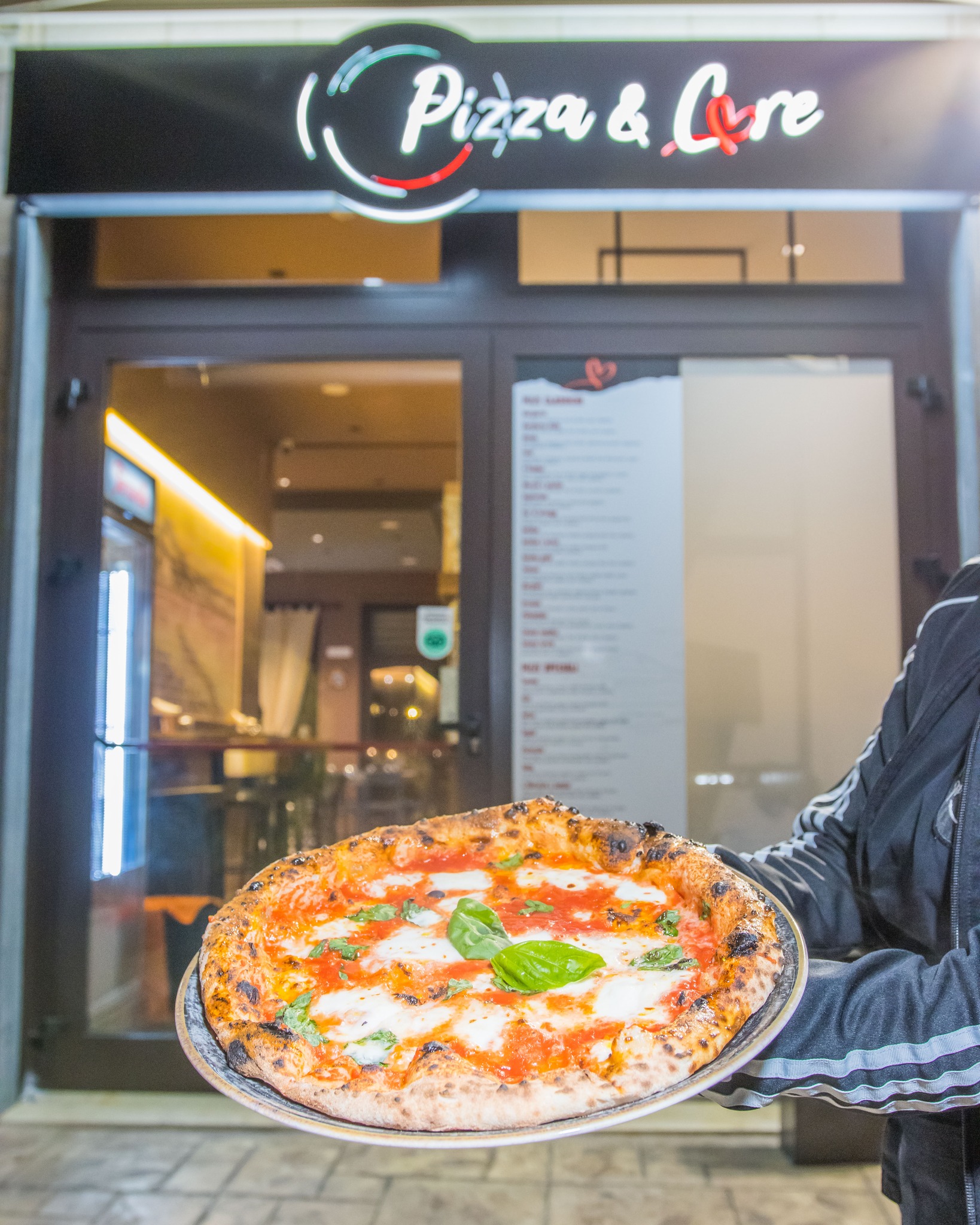 Pizza & Core - La vera arte della pizza napoletana è una...