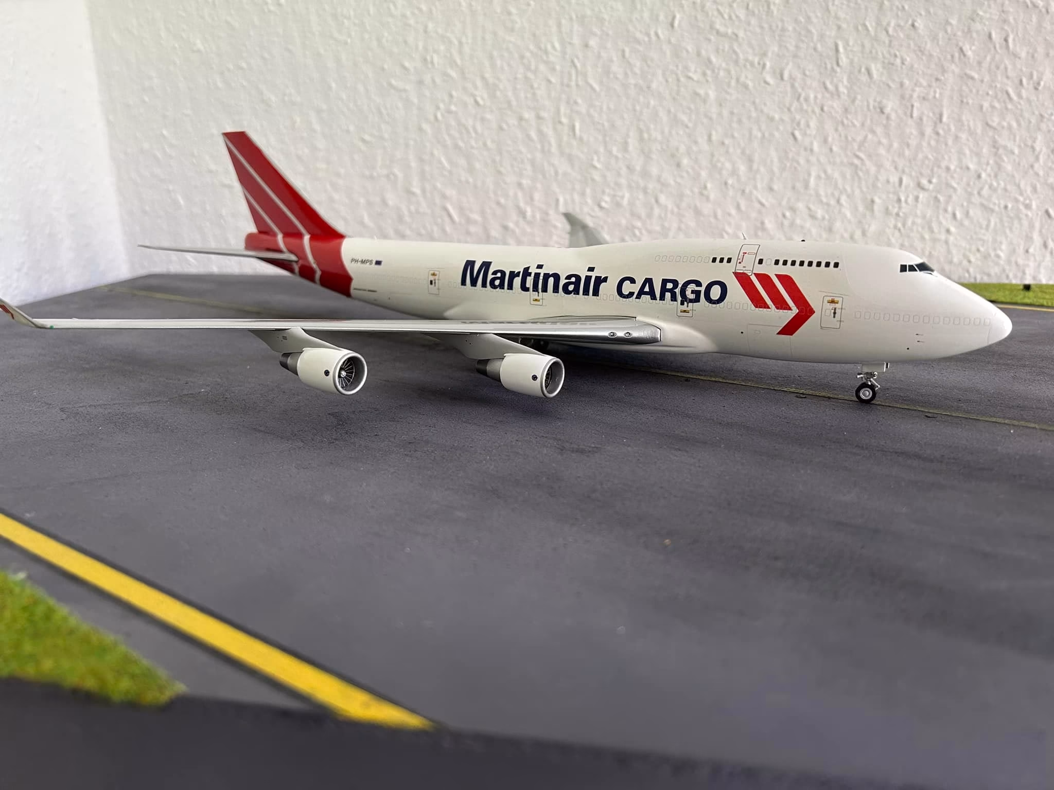 Air India 747-200 model in 1:400 scale