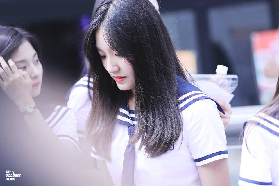 LOVELY HERIN - #헤린 #HERIN 170712 | 偶像學校 入學宣誓 高清 大圖:...