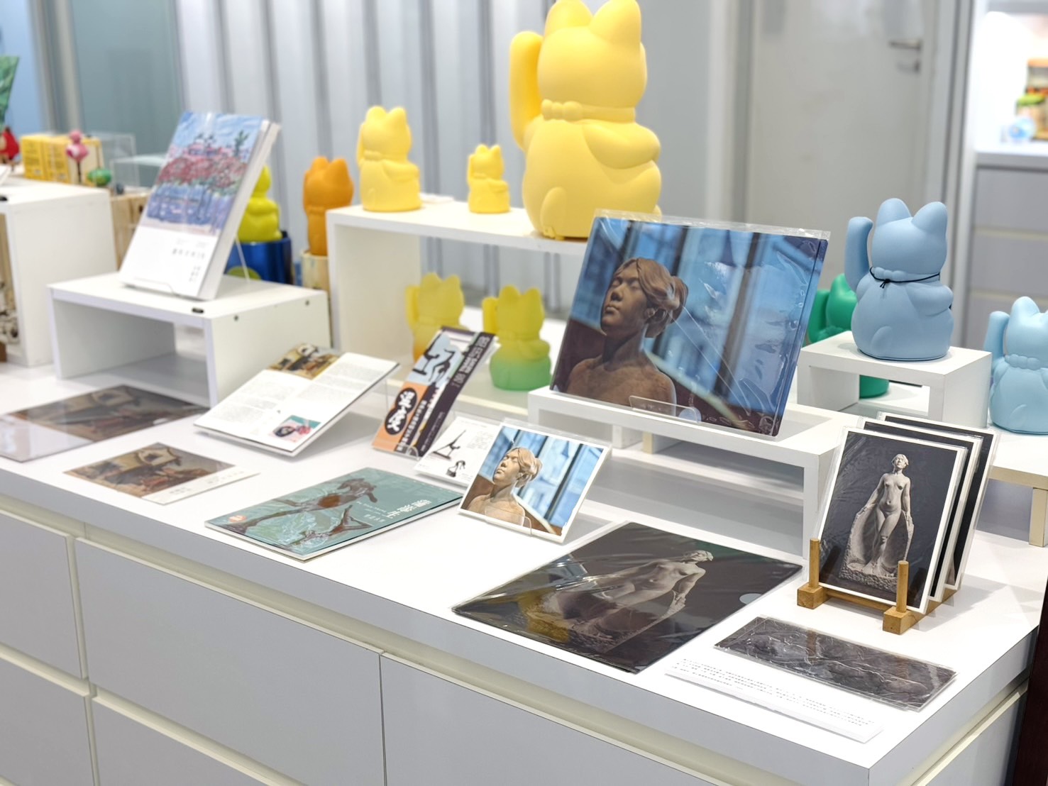 臺南市美術館 - 【展覽周邊推薦】 展覽延伸選物｜福爾摩沙時代—臺灣近現代美術的知識啟蒙 甘露之形，靜水流深｜黃土水《甘露水》明信片 ...