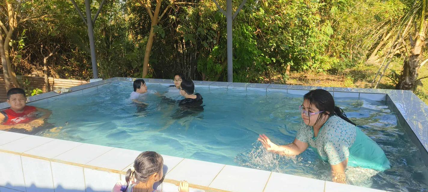 Adonis Private Pool