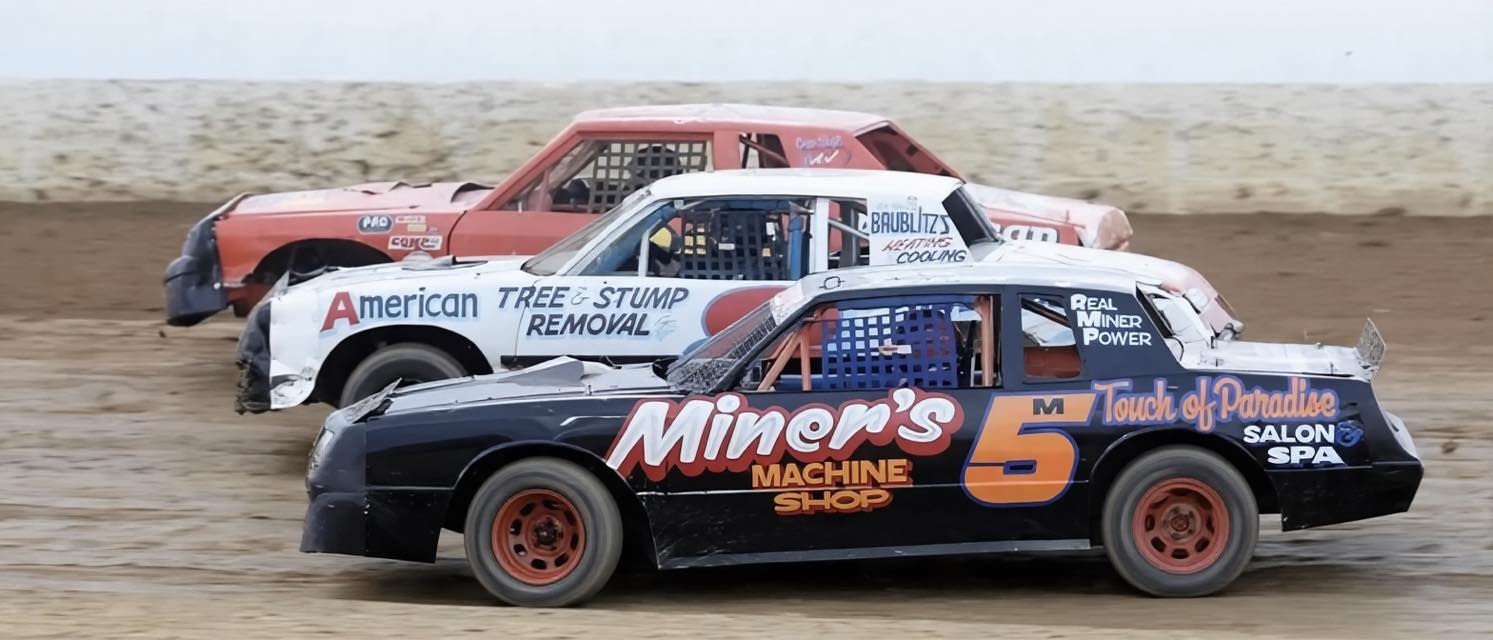 Turn - Happy Birthday to Jeff Miner - racing three wide at Trail-Way ...
