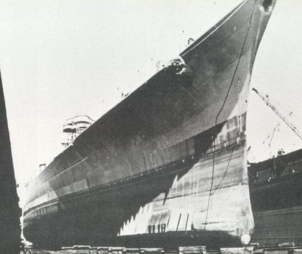 The bow of the German battleship... - Military Lifestyle