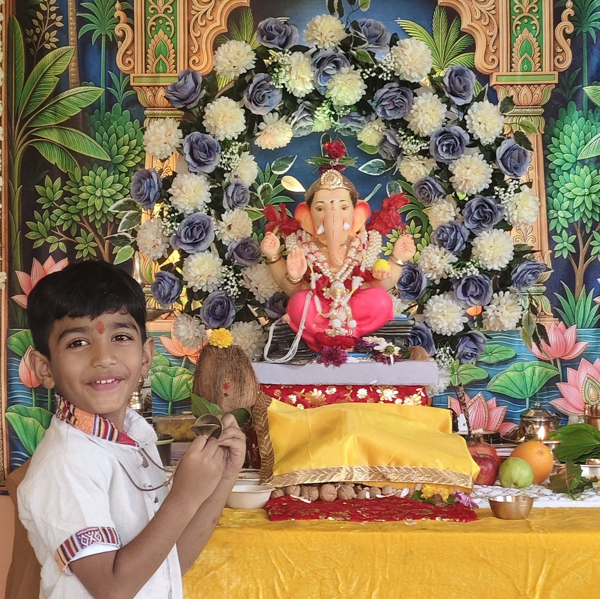 By Anand arts and metal crafts Copper Idol of : Rajarajeshwari Height ...