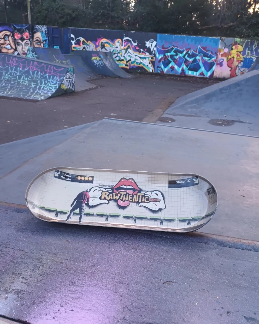 High Eye Supply - RAW V2 Graffiti Skate Deck Rolling Tray...