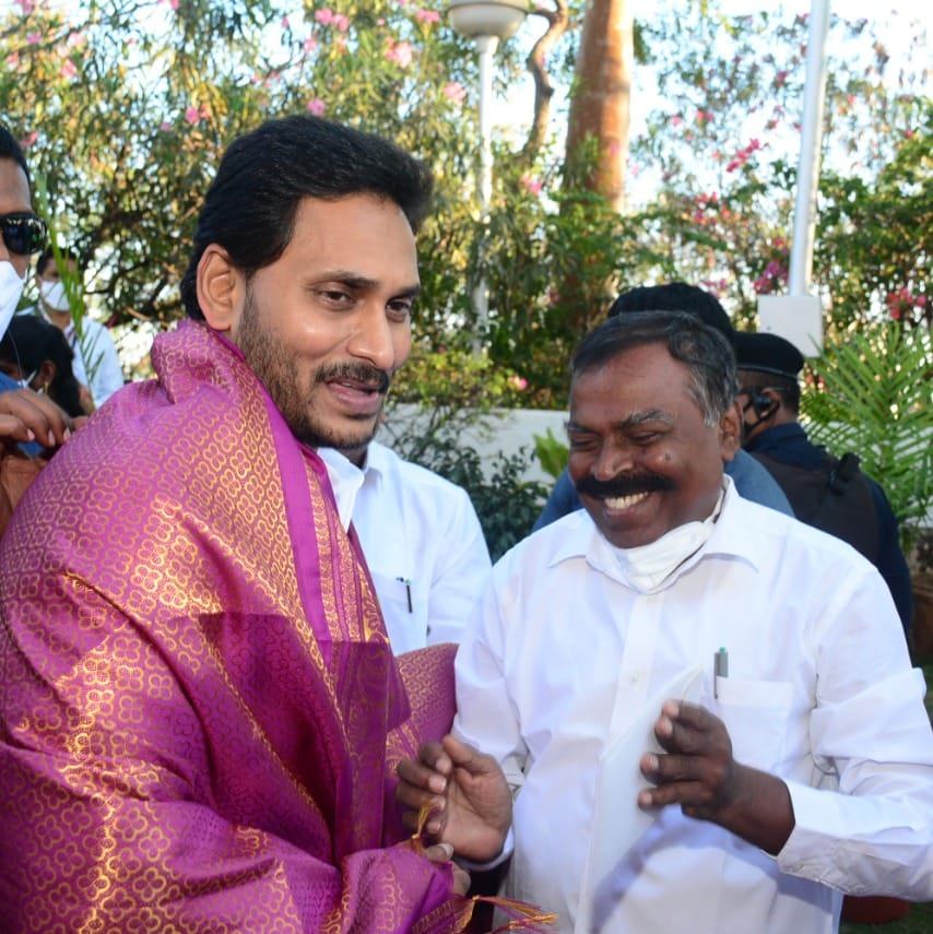 Golla Babu Rao