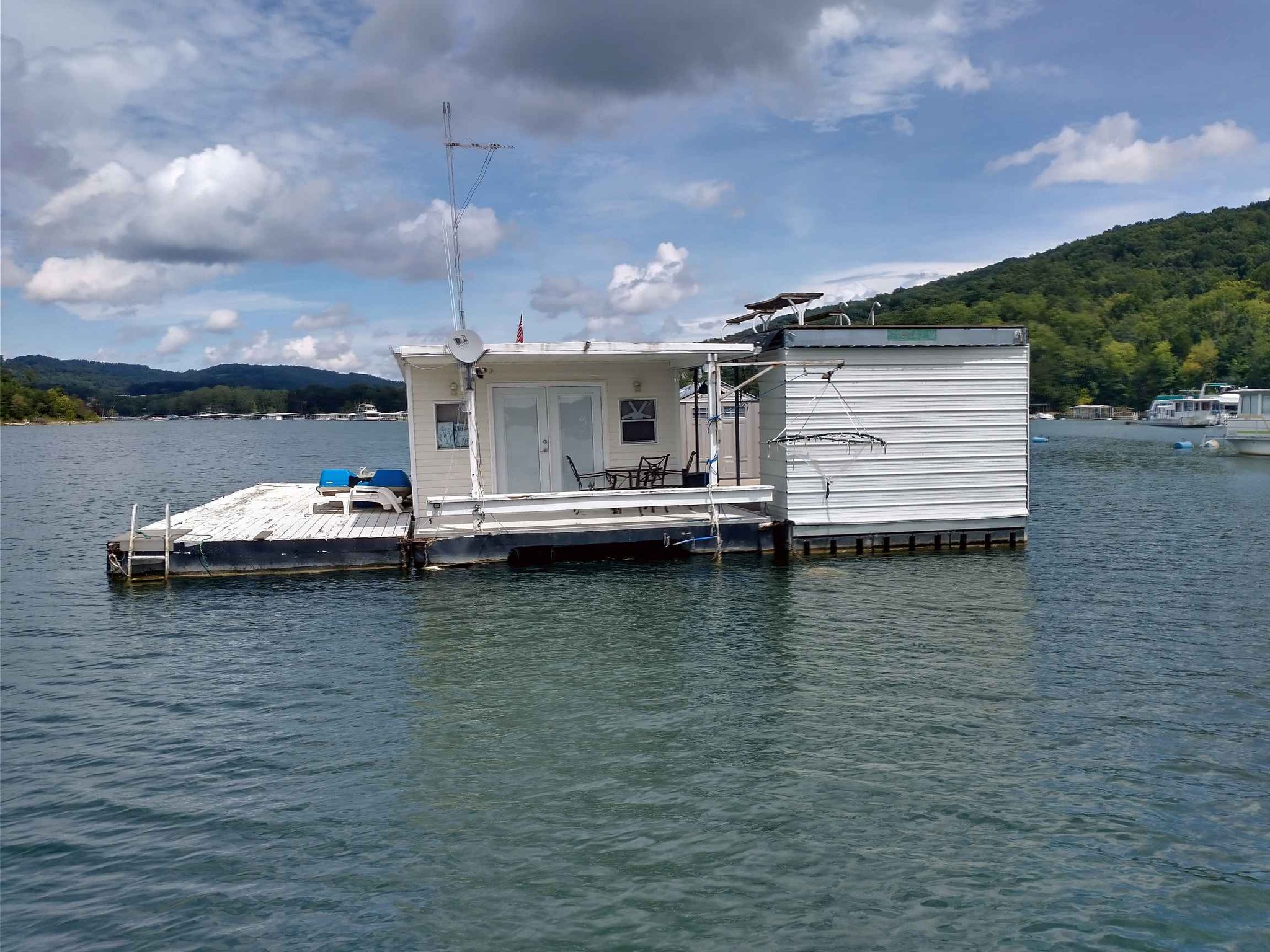 2002 Houseboat and bennington pontoon - Boats - Tazewell, Tennessee ...