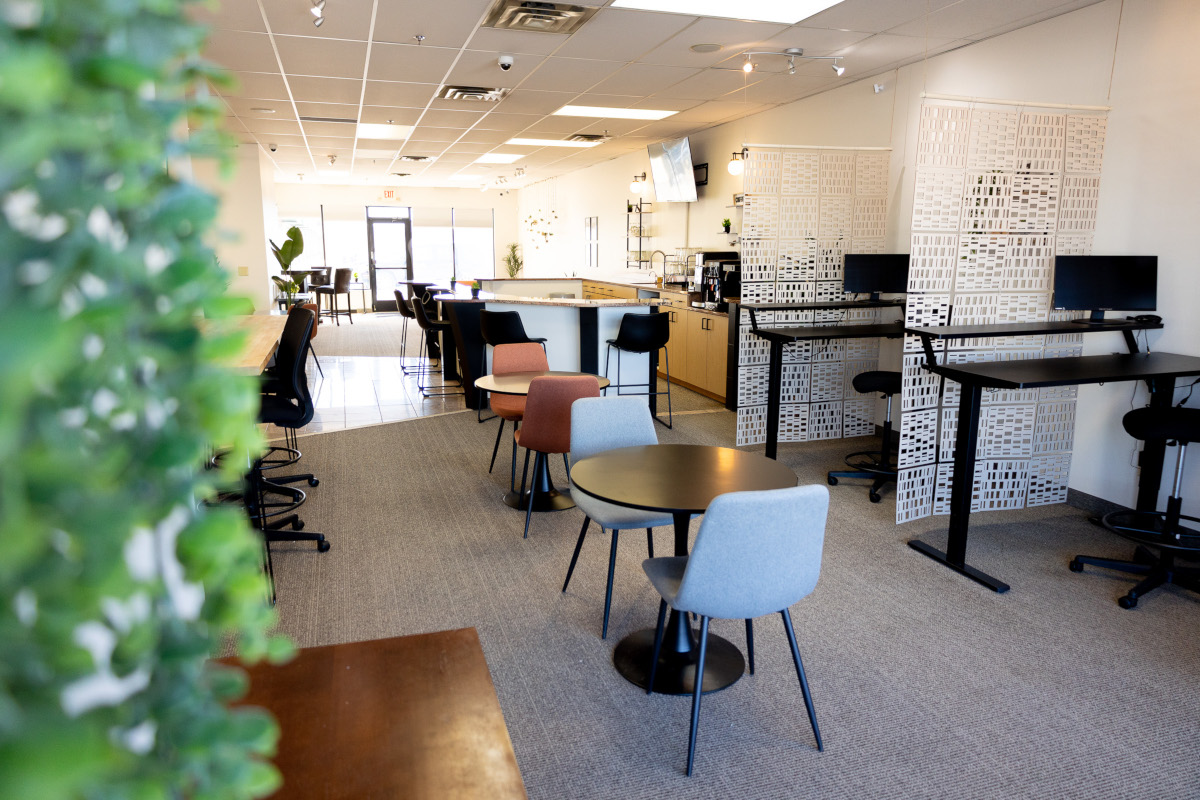 The Work Lounge | Rogers MN