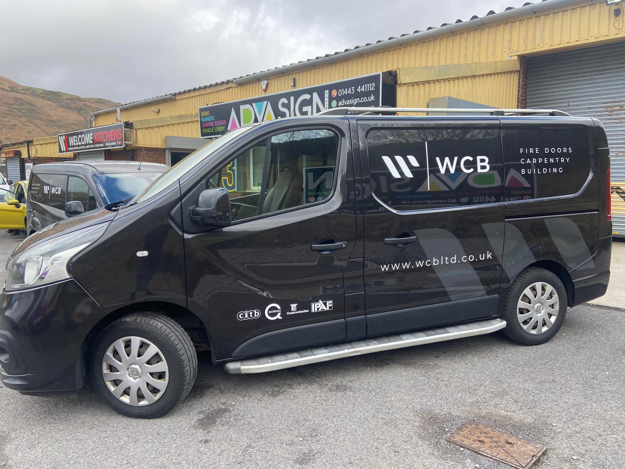 A few more vehicles... - Advasign Sign & Graphic Design | Facebook