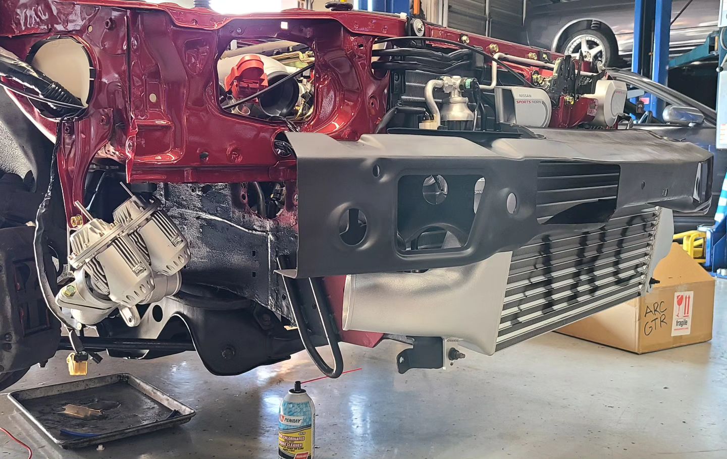 UP - More progress on @mrtizzy R32. . . . . . . . #upgarageusa # ...