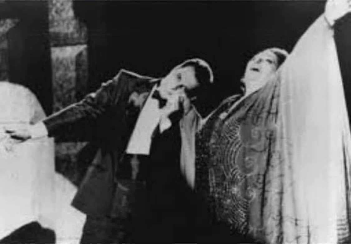 10 October 1988 - Freddie Mercury and Montserrat Caballé arrive at