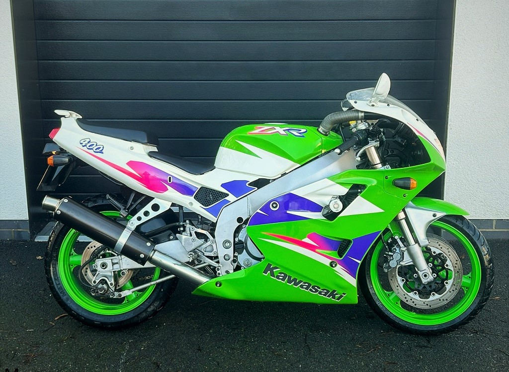 Kawasaki ZXR400 SP Source: Iconic Motorbike