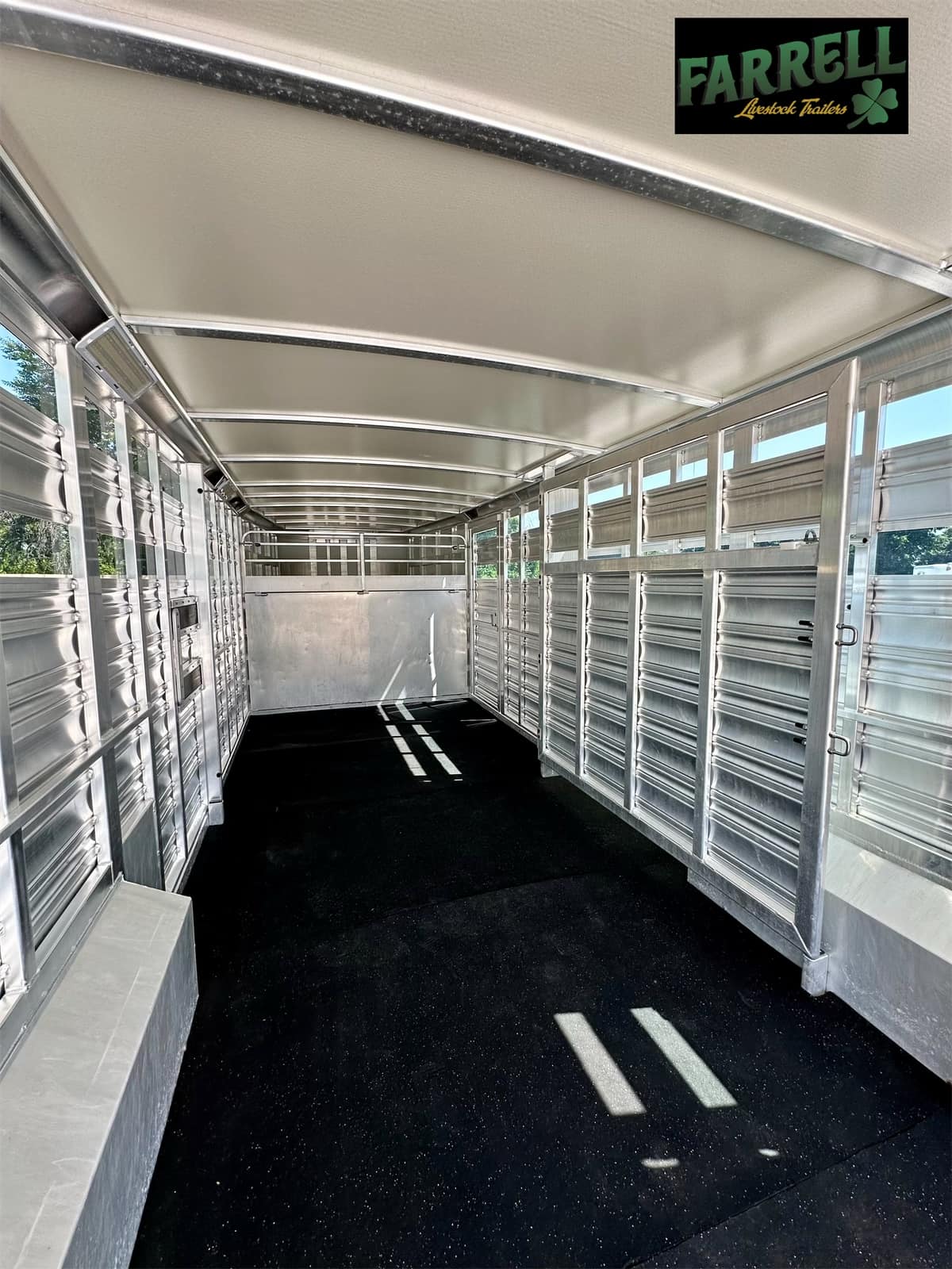 Farrell Livestock Trailers... - Farrell Livestock Trailers
