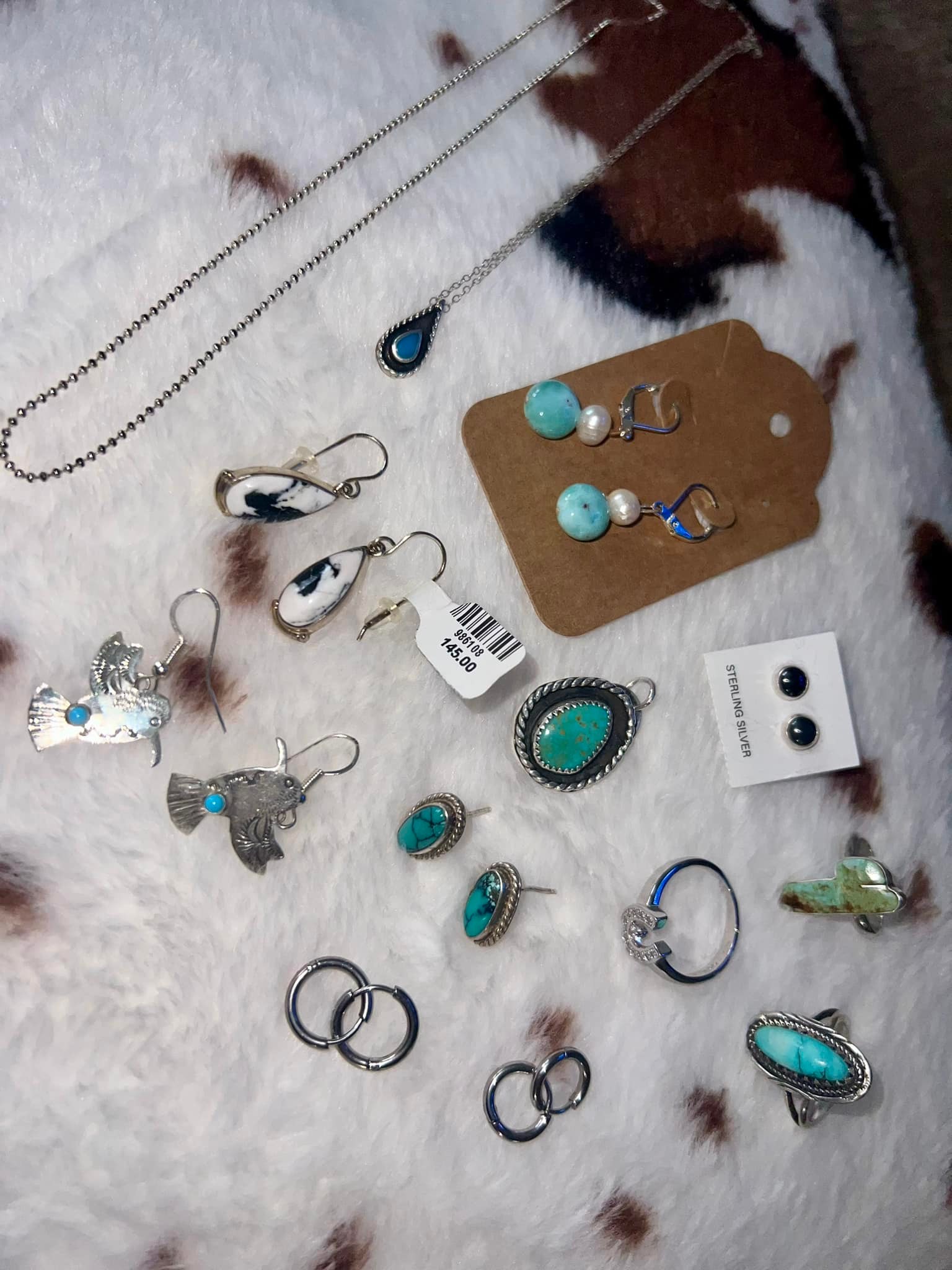 Authentic Navajo and turquoise jewelry for sale display picture 1