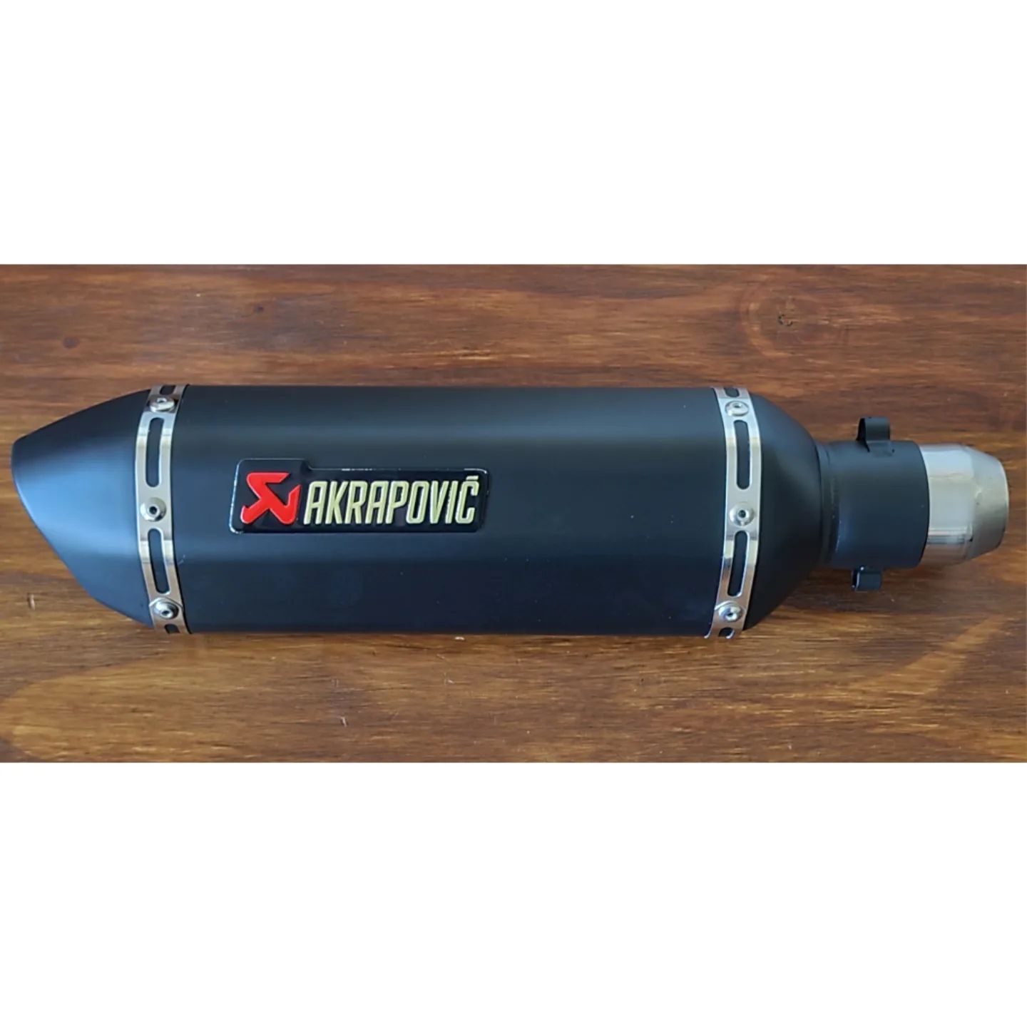 Punta De Escape MBRP De Acero Inoxidable, Entrada De 5″ Y Salida De 6″, ángulo Extremo Enrollado, Modelo T5075 – Fabricada En Canadá
