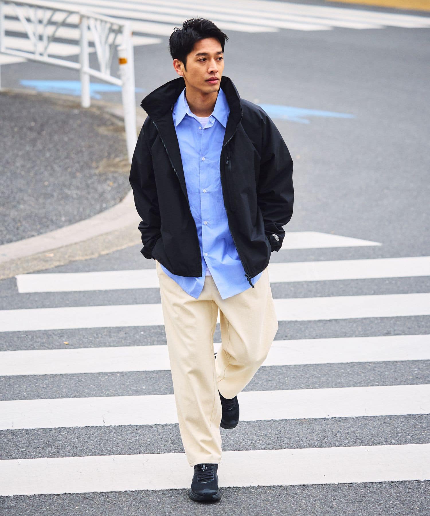 Phenix SP GORE-TEX STAND ZIP BLOUSON兩色代購Price:$1199 Size:身長 