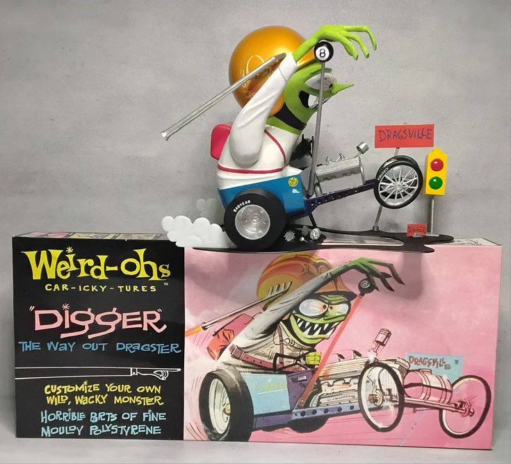 Hawk's Weird-ohs Digger model build with Tamiya and Testors lacquer