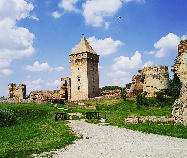 Suvenirnica na... - Turistička Organizacija Opštine Bač | Facebook