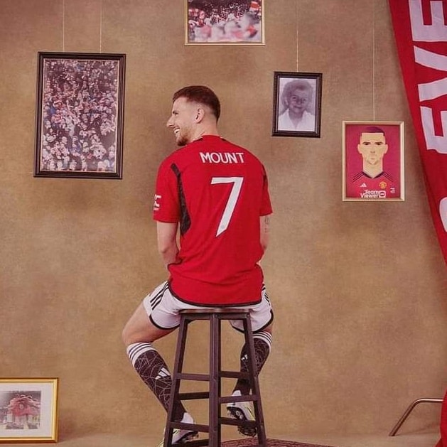 Mason Mount is Manchester United's new No. 7 🔴
