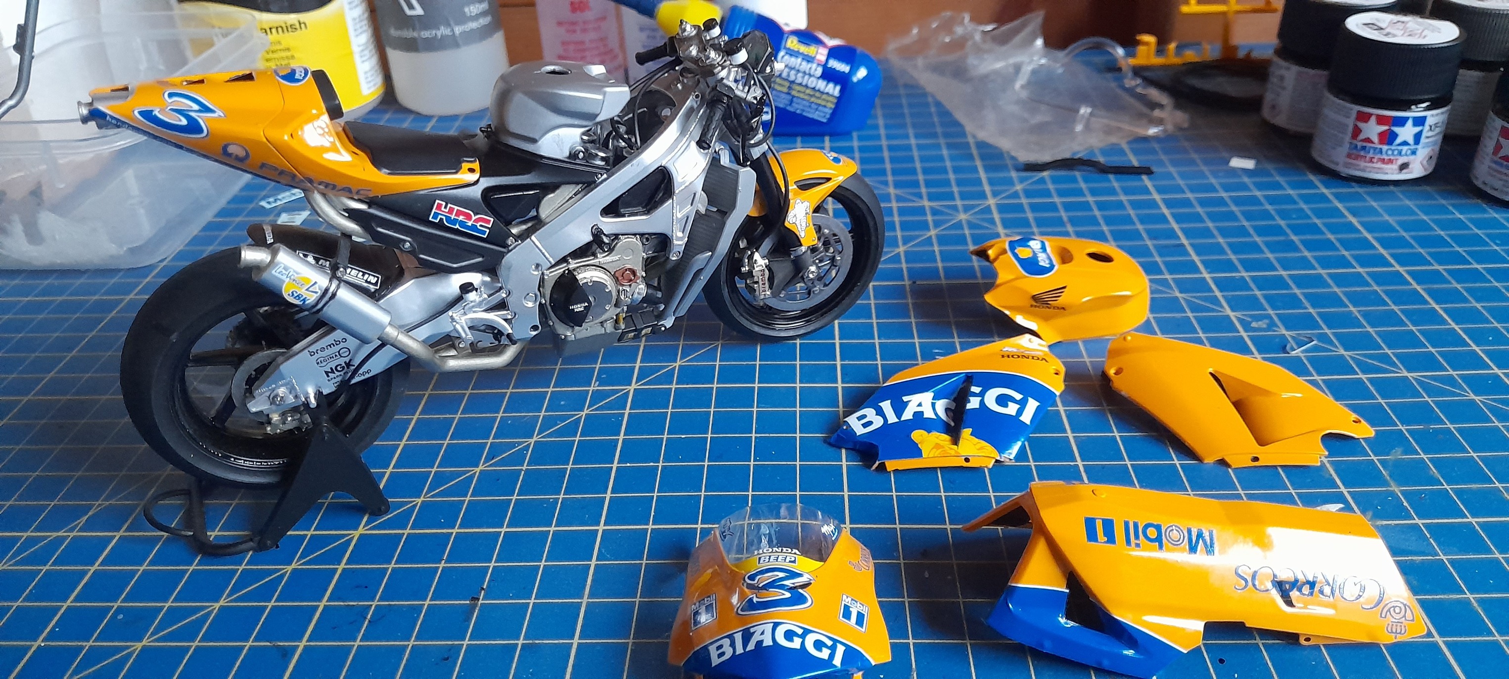 Tamiya Honda Pons RC211V scale model decals progress