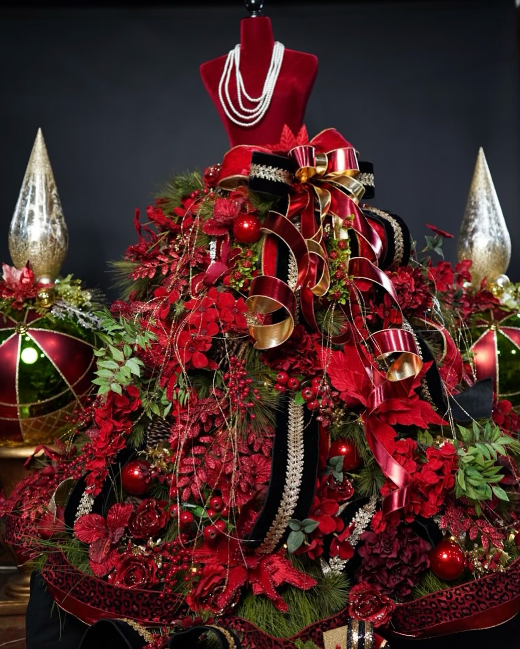 gold lady dress form tree Who has made a for Christmas decorating? cf-size-xl