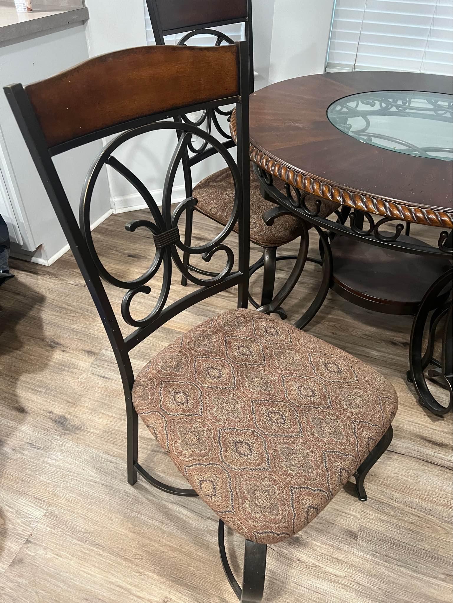 Kitchen table and chairs Dining Tables Jonesboro, Facebook Marketplace