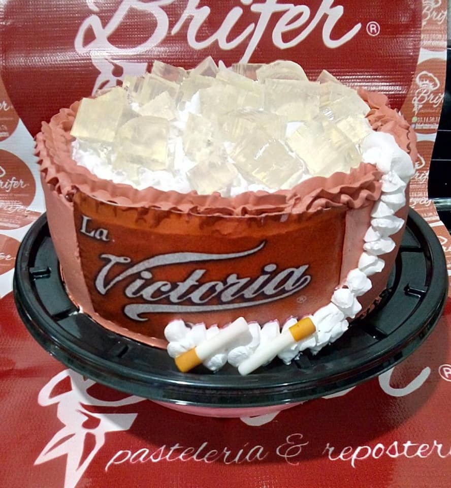 💕 🎉🍻 pastelito,tres... - Brifer pastelería & Repostería