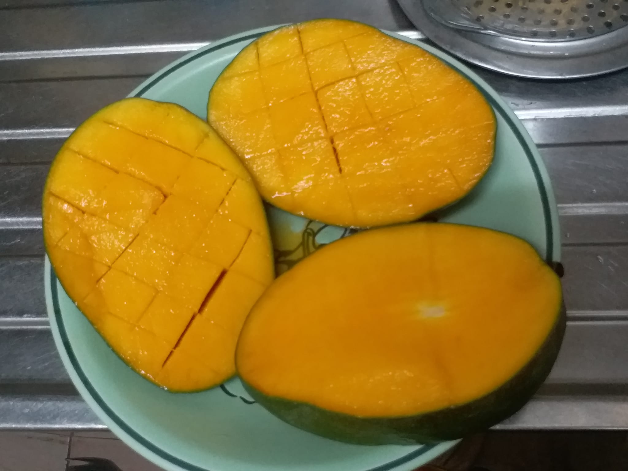 果 生果 Everything about Delicious Fruits - PK的, 青色好易中伏的牛油果, 今次揀開始墨綠色及少少淋身 ...