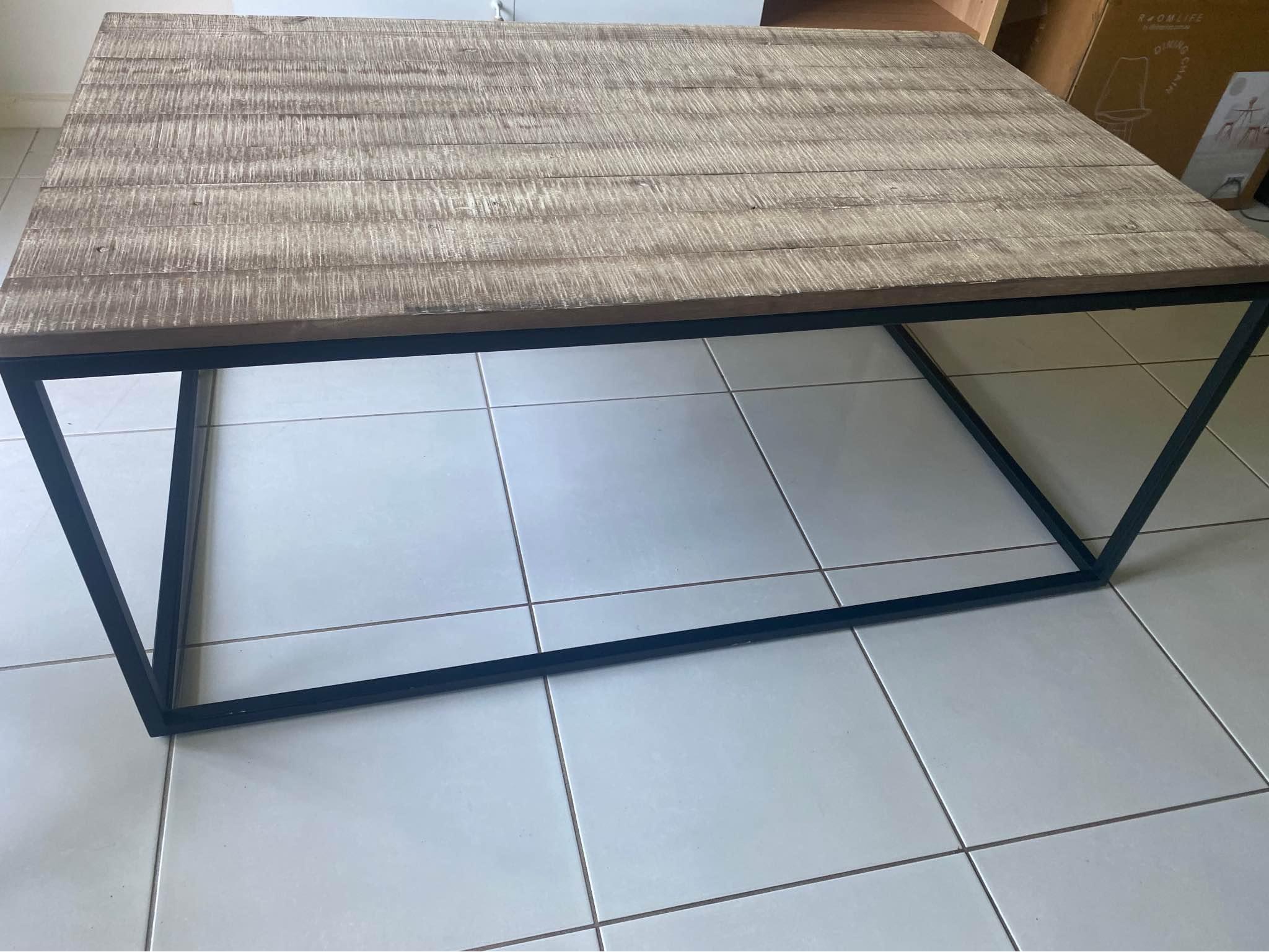 Large Plush Furniture Coffee table Coffee Tables Newcastle, New